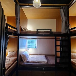 Dormitory Room Mixed