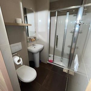 Studio Standarde Lit King-Size