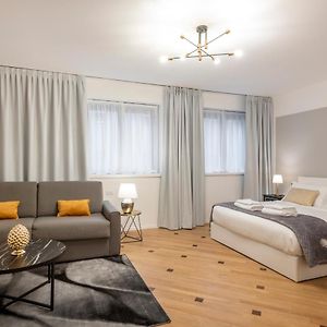 Studio de Luxe