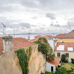 Appartement à 3 Chambres à Coucher