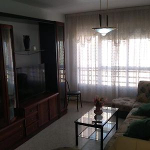 Appartement à 3 Chambres à Coucher