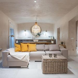 Appartement à 3 Chambres à Coucher