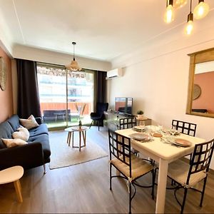 Appartement à 2 Chambres à Coucher