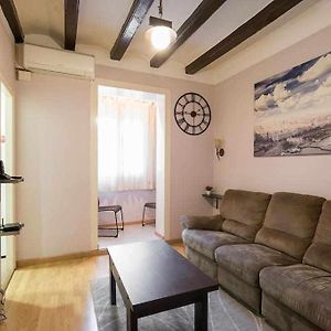 Appartement à 3 Chambres à Coucher