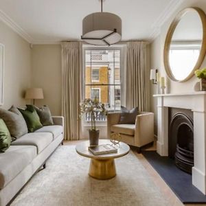 3 Bedroom House In Knightsbridge