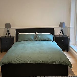 The Flat With The Heart