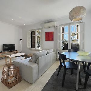 Appartement à 3 Chambres à Coucher