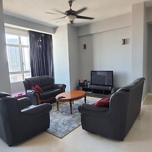 Homestay Jalan Tun Razak Walking Distance Ijn, Hkl, Mrt Station, Kpj, Perkeso, Bernama, Tabung Darah, Istana Budaya