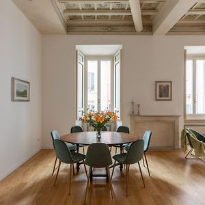 Appartement à 3 Chambres à Coucher