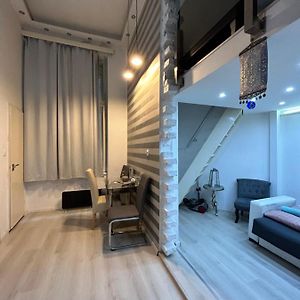 Roland Apartment Downtown - Akacfa