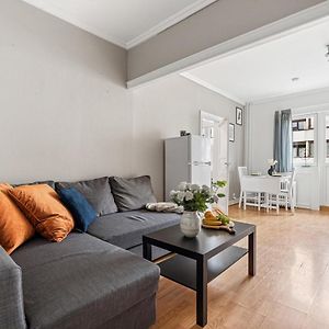 Appartement à 2 Chambres à Coucher