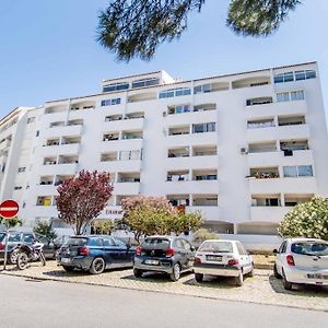 Albufeira Holidays Near The Strip
