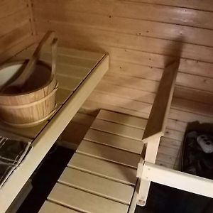 Apartment With Sauna Near The Center