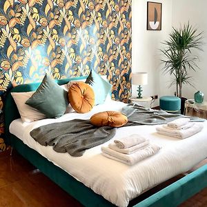 Appartement à 2 Chambres à Coucher