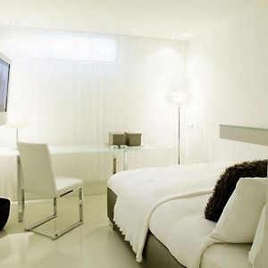 Appartement à 3 Chambres à Coucher