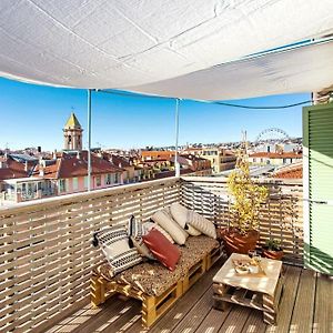 Appartement à 3 Chambres à Coucher