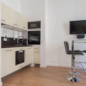 #28 1 Bdr Flat Ac Balcony Hper Central 10Mins To Beach & Old Town