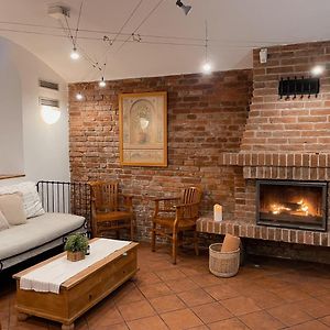 Appartement à 3 Chambres à Coucher