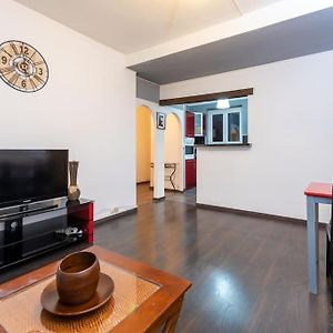 Appartement à 3 Chambres à Coucher