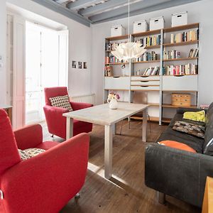 Appartement à 3 Chambres à Coucher