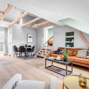 Appartement à 2 Chambres à Coucher