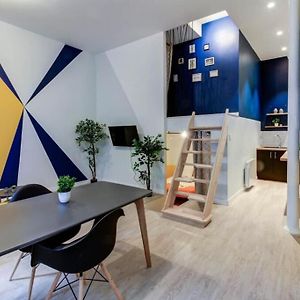 Appartement à 2 Chambres à Coucher