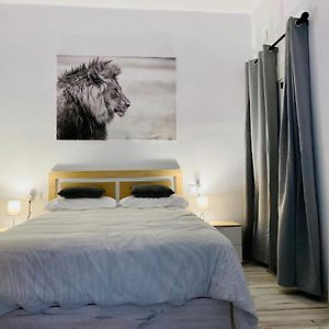 Appartement à 2 Chambres à Coucher