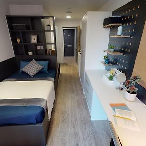 For Students Only - Iq Shoreditch In London