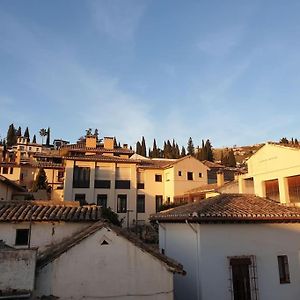 Casita A La Luz De La Alhambra II