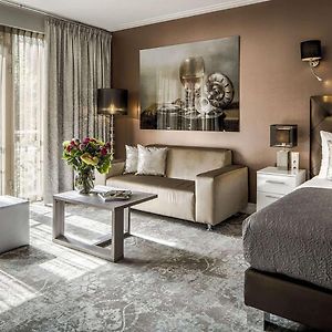 Suite Standarde