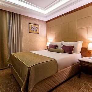 Chambre Standarde Lit Queen-Size