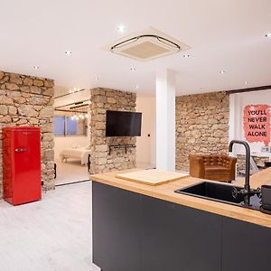 Appartement à 2 Chambres à Coucher