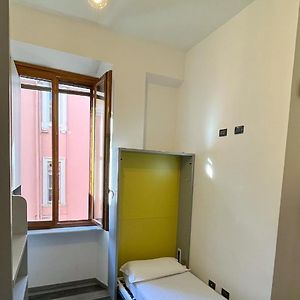 Dormitory Room Mixed