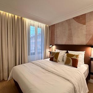 Opera Promenade 2 Brand-New! 2 Rooms Next To The Sea