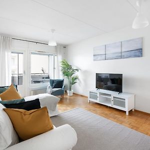 Appartement à 2 Chambres à Coucher