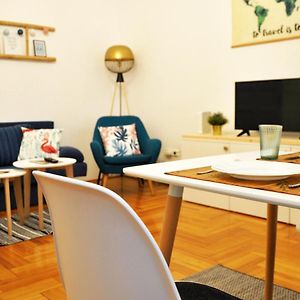 Cozy Design Home - Near Keleti & Citypark