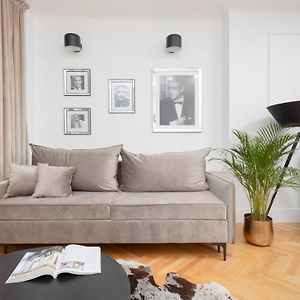 Citycenter Fashionable Apartment Warsaw By Noclegi Renters