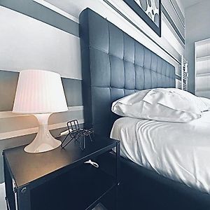 Appartement à 2 Chambres à Coucher