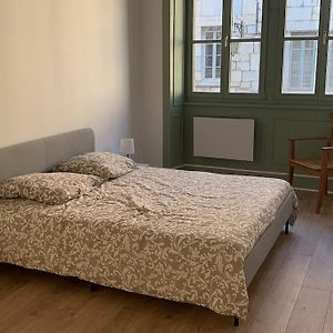 Elegant 2 Chambres Vieille Ville