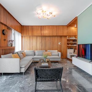 Appartement à 3 Chambres à Coucher