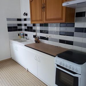 Appartement à 2 Chambres à Coucher