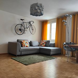 Appartement à 2 Chambres à Coucher
