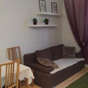 Appartement à 2 Chambres à Coucher