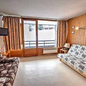 Studio Lit King-Size