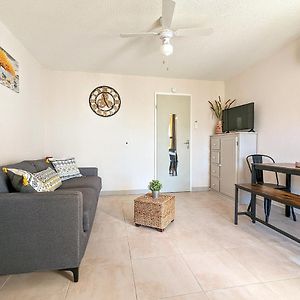Appartement Avec Climatisation, Proche Golf Et Ile Des Loisirs
