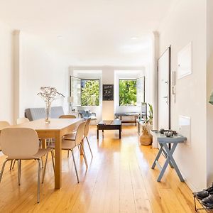 Appartement à 3 Chambres à Coucher