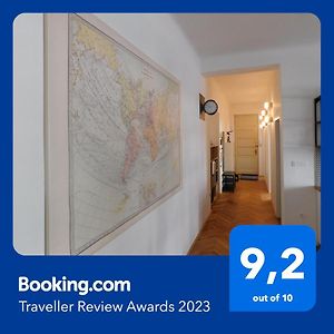 Appartement à 3 Chambres à Coucher