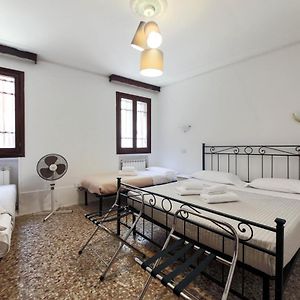 San Stae Apartment Wifi Ac