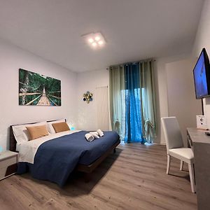 Private Bathroom King Room