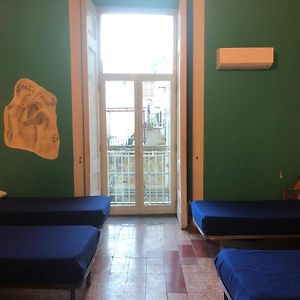 Dormitory Room Mixed